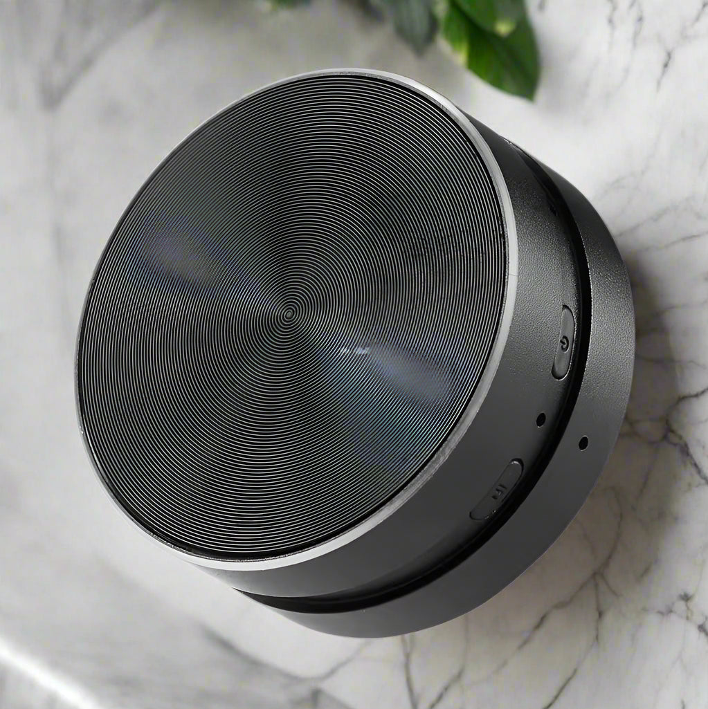 SuctionSpeak - Mini Bluetooth Speaker